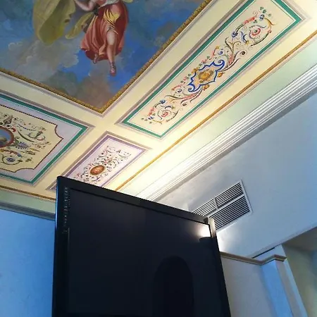 Tornabuoni La Petite Aparthotel Florencie