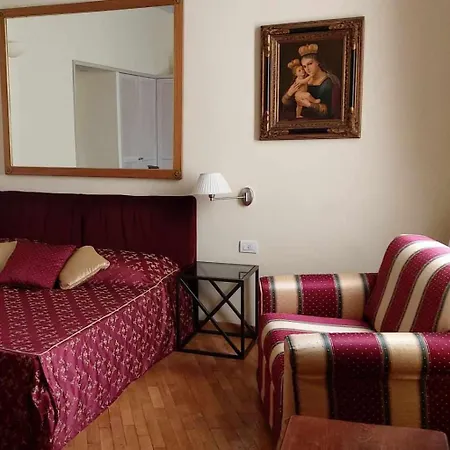 Tornabuoni La Petite 4*