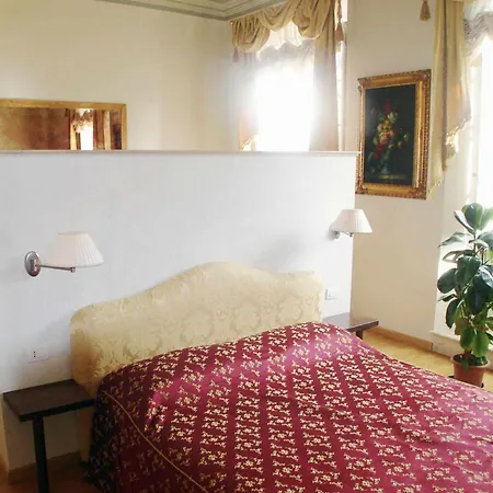 Aparthotel Tornabuoni La Petite Florencie