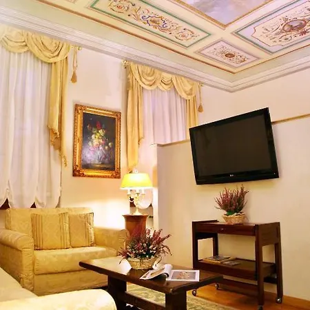 Tornabuoni La Petite Firenze
