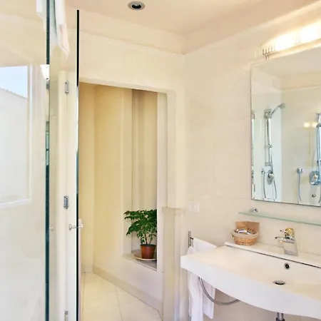 Tornabuoni La Petite Lejlighedshotel 4*