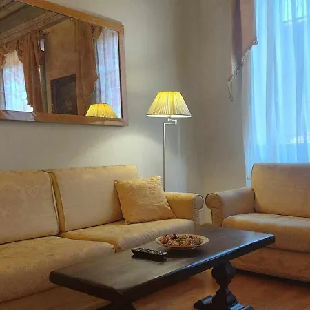 Apartmanhotel Tornabuoni La Petite