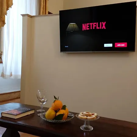 Tornabuoni La Petite 아파트호텔 4*