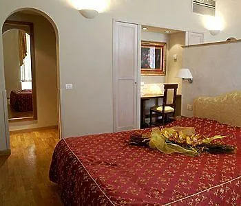 Tornabuoni La Petite