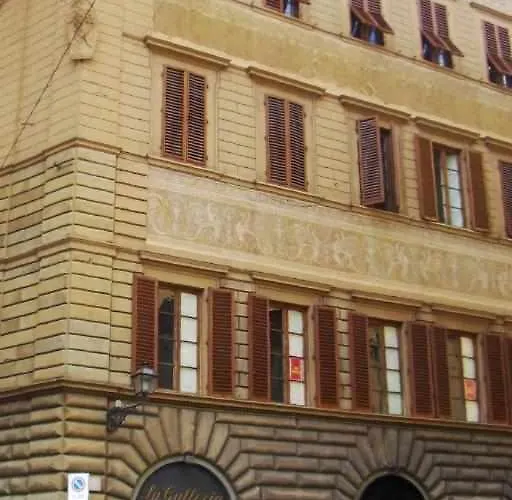 Aparthotel Tornabuoni La Petite Florenz