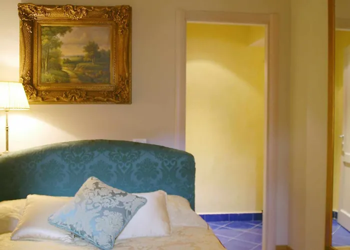 Tornabuoni La Petite 4* Florenz