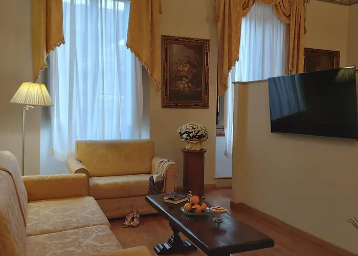 Tornabuoni La Petite Florenz