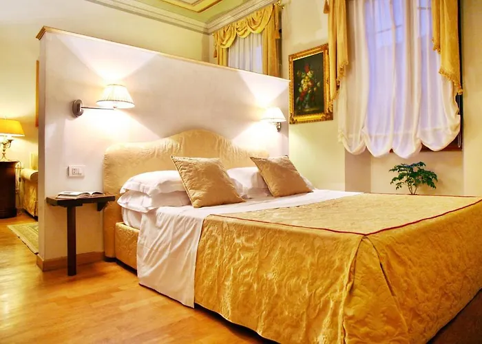 Tornabuoni La Petite Aparthotel Florenz