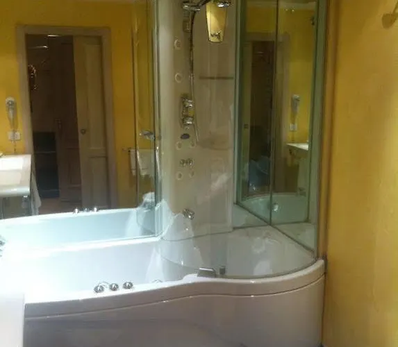Tornabuoni La Petite Aparthotel Florenz