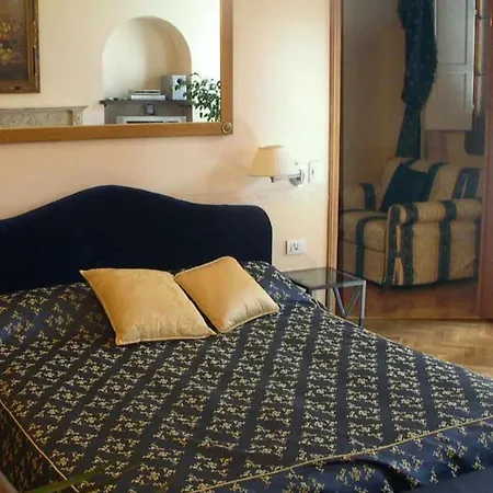 Tornabuoni La Petite Aparthotel Florence